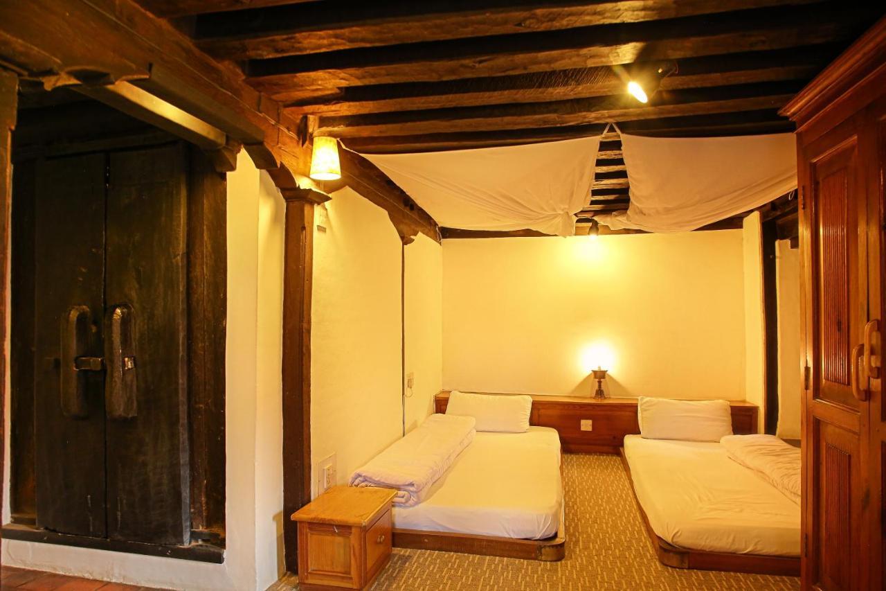 Newa Chen Historic House Unesco Lalitpur Exterior foto