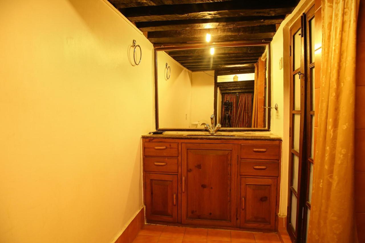 Newa Chen Historic House Unesco Lalitpur Exterior foto